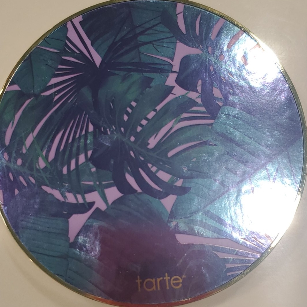 NEW Tarte be you. Naturally